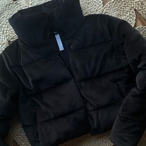 Alo Ribbed Velour Gold Rush Puffer